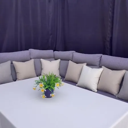 Haven Apartment *